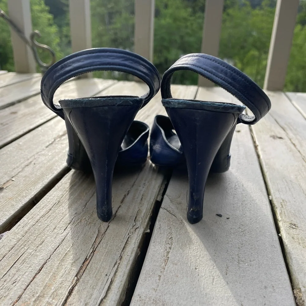 Vintage Charles Jourdan Blue Heels - Picture 6 of 7